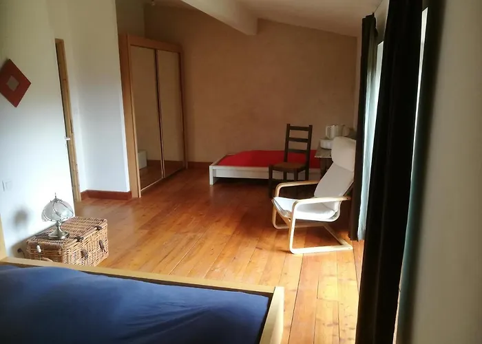 Farm stay Terres De Barrejat Cazals-des-Bayles